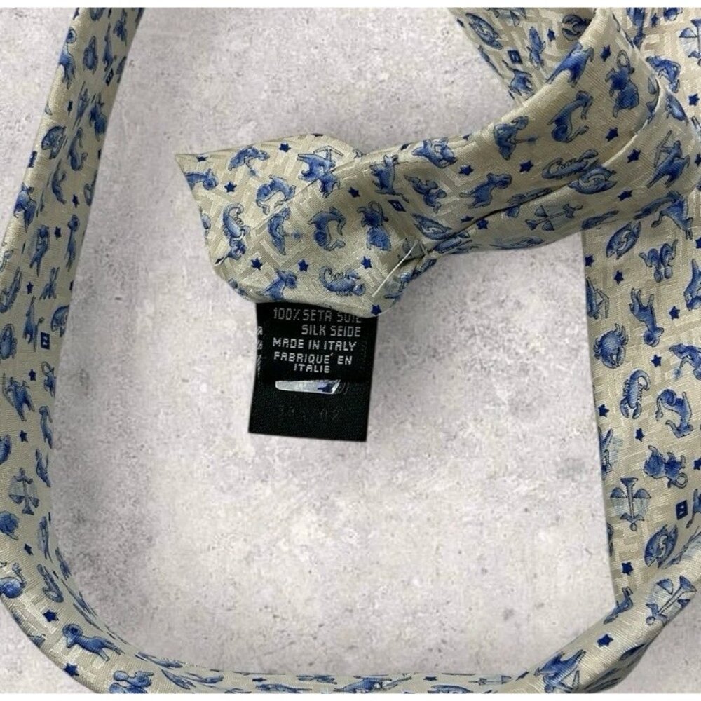 FENDI Silk Tie ITALY Ivory Blue Horoscope W:3.5" EUC - Picture 5 of 7